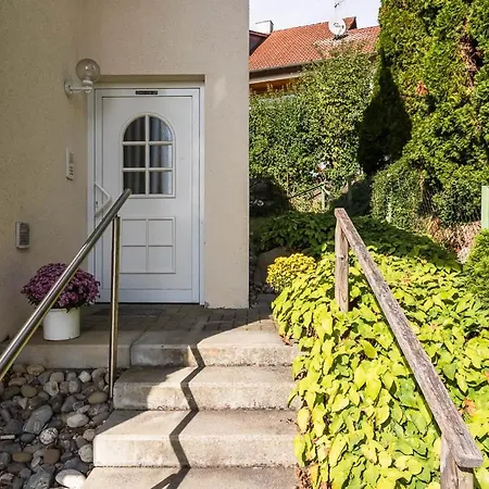 Delina Riedheim شقة *