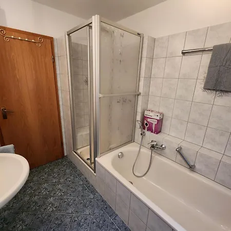 Delina Riedheim شقة